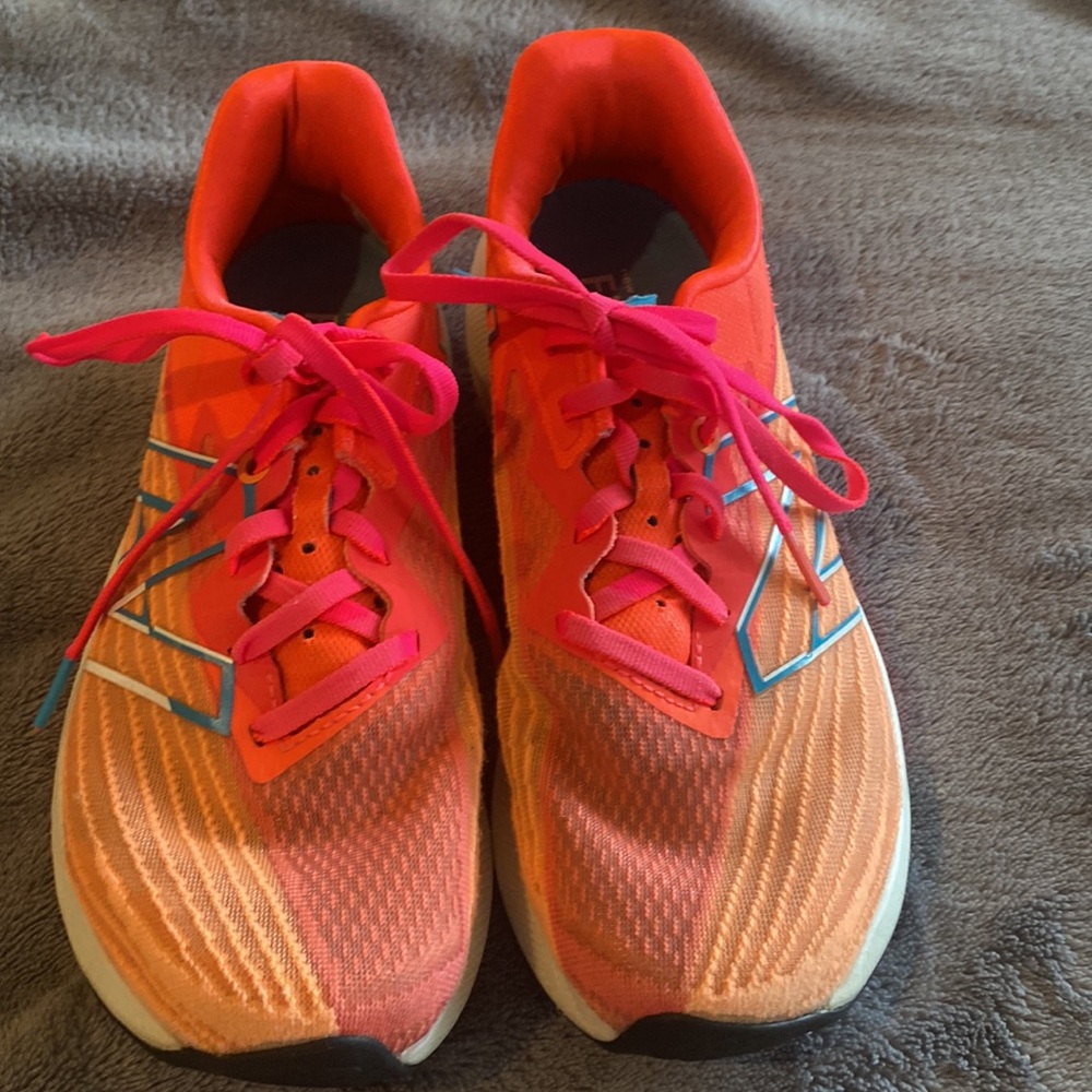 New Balance Fuel Cell Rebel - Picture 2 of 5
